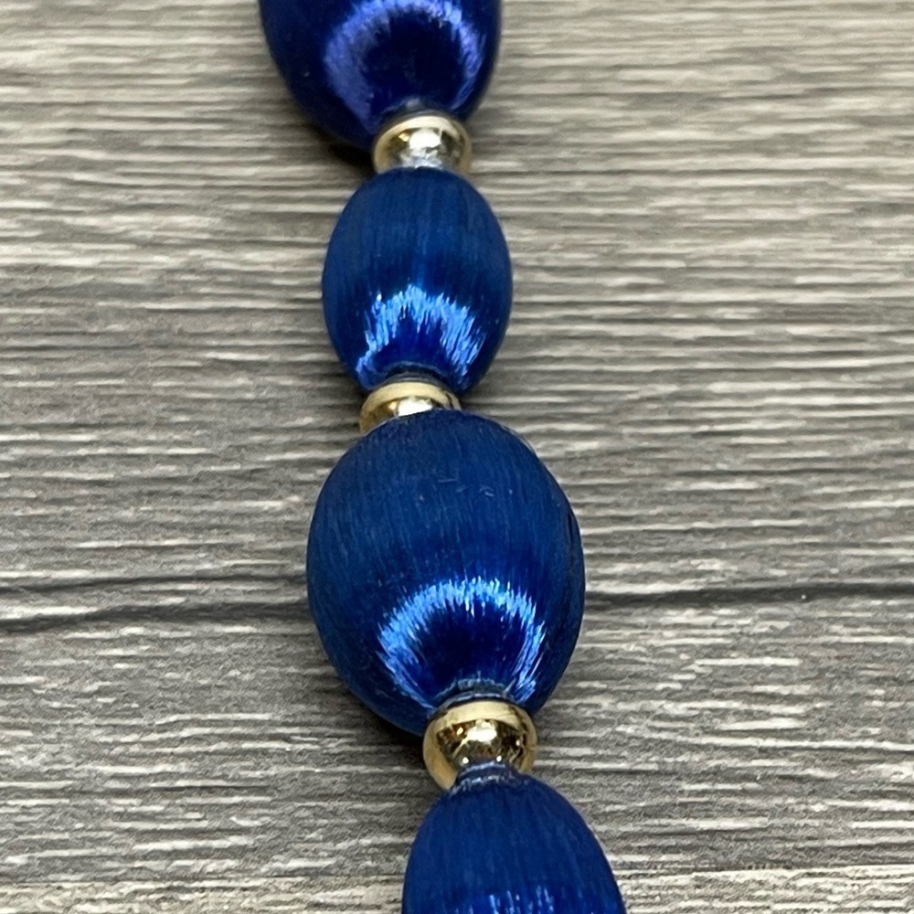Vintage‎ Blue Beaded Necklace Satin Sheen Oval Beads Gold Tone Spacers 30 Inch